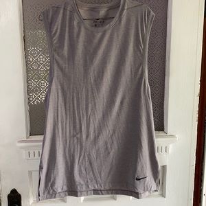 LN women’s Nike Dri-Fit tank top with slits at the hip size Medium